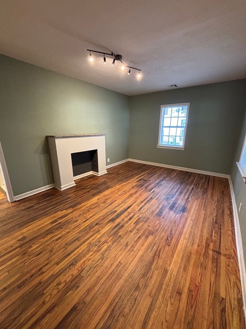 660 East 26Th Place North 3 Beds Apartment for Rent