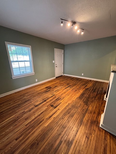 660 East 26Th Place North 3 Beds Apartment for Rent