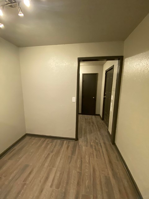 643 East 42Nd Street North 4 Beds Apartment for Rent