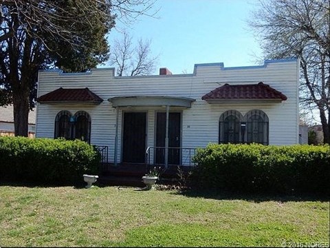 212 E Young Pl 1 Apartment for Rent