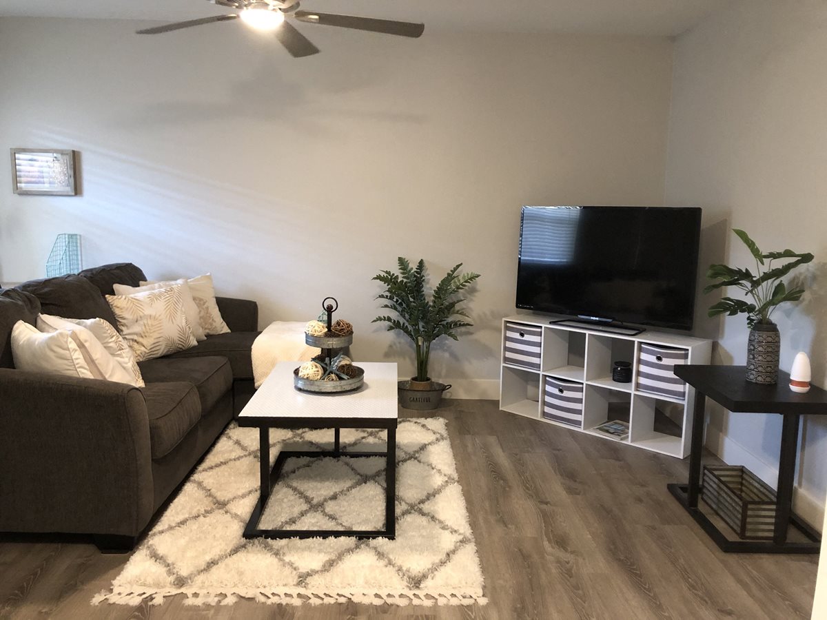 Palm I Apartments
