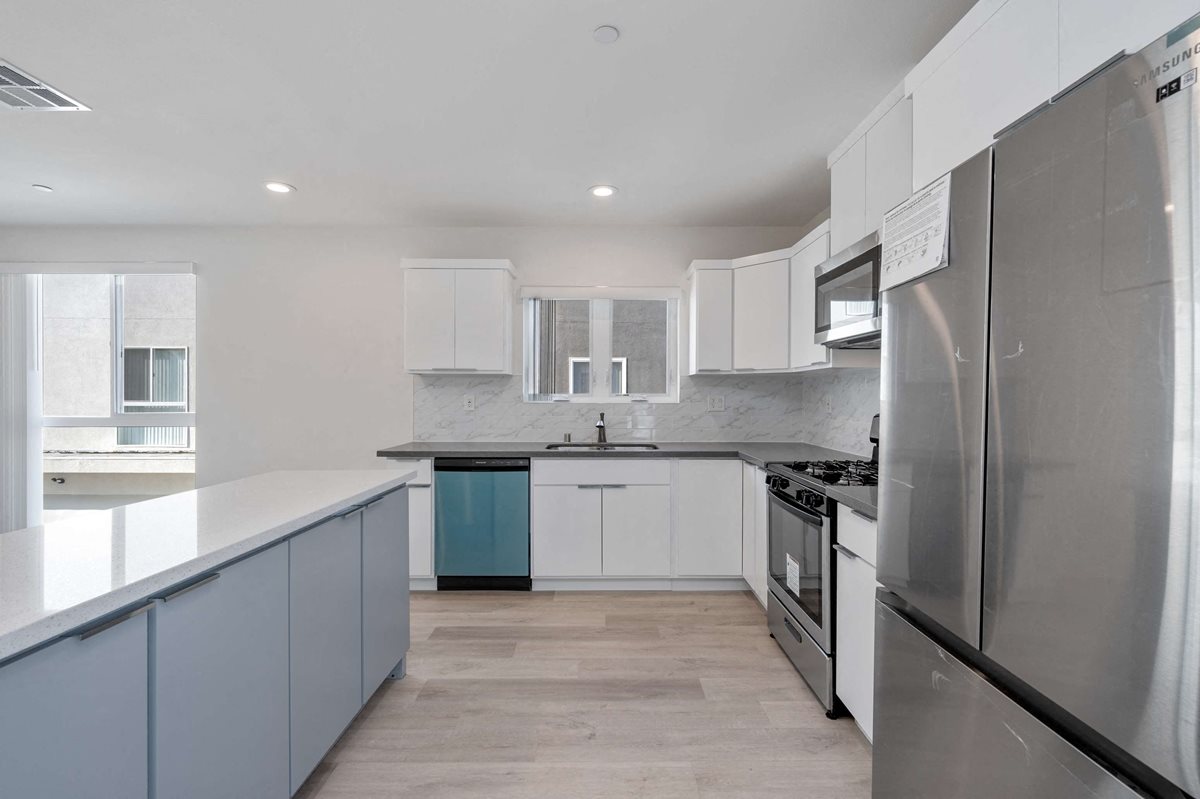 GI Property 52 LLC - Rental Apartments