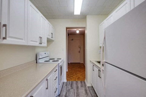 39-45 Parkcrest Drive Studio-4 Beds Apartment for Rent - Photo Gallery 3