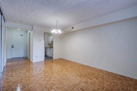 39-45 Parkcrest Drive Studio-4 Beds Apartment for Rent - Photo Gallery 4