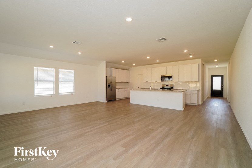 10639 Erinita Way 3 Beds House for Rent - Photo Gallery 5