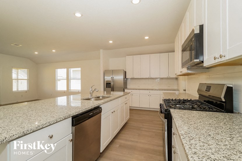 10639 Erinita Way 3 Beds House for Rent - Photo Gallery 7