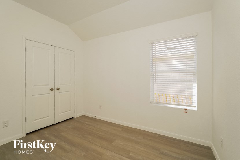 10639 Erinita Way 3 Beds House for Rent - Photo Gallery 12