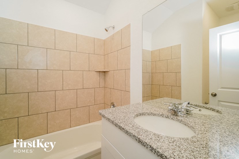 10639 Erinita Way 3 Beds House for Rent - Photo Gallery 13