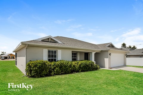 1933 NW 17Th Terrace 3 Beds Apartment for Rent