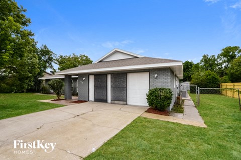 558 Murphy Avenue 3 Beds Apartment for Rent