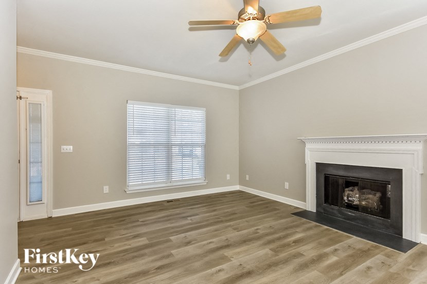 811 Royal Oaks Drive 3 Beds House for Rent - Photo Gallery 4