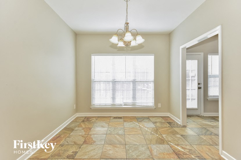 811 Royal Oaks Drive 3 Beds House for Rent - Photo Gallery 5