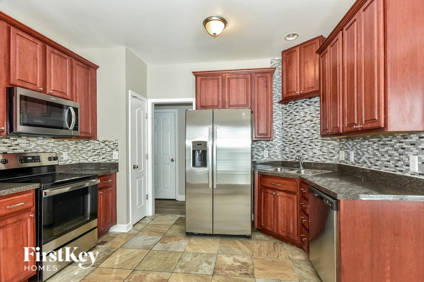 811 Royal Oaks Drive 3 Beds House for Rent - Photo Gallery 7