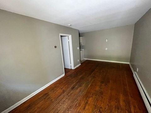 1122 Garvin Place 1 Apartment for Rent