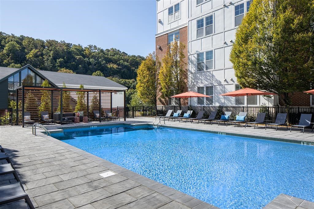 Riverwalk Pool Deck Riverwalk Pool Deck at Riverwalk, Conshohocken, Pennsylvania