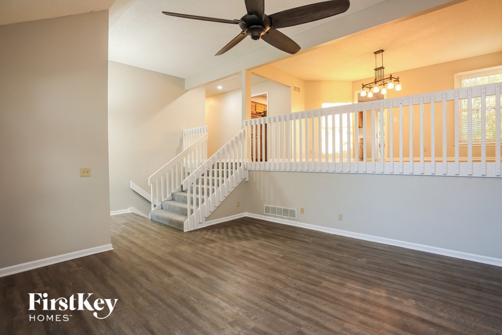 15102 131st Street 3 Beds House for Rent - Photo Gallery 3