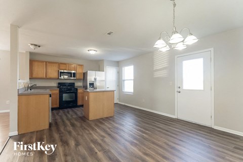 7454 Canal Highlands 4 Beds Apartment for Rent