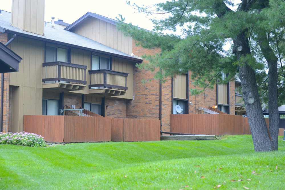 Apartment Photos and Videos The Knolls Townhomes St Louis