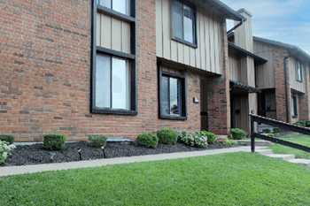apartment landscaping amenity