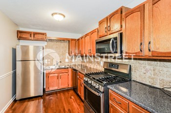 101 JASON CT 3 Beds House for Rent - Photo Gallery 6