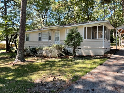 1512 2Nd Place Nw 3 Beds Apartment for Rent