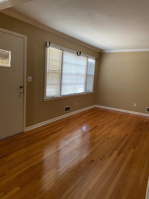 1512 2Nd Place Nw 3 Beds Apartment for Rent