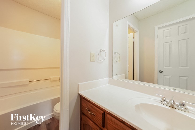 7212 Layne Drive Studio House for Rent - Photo Gallery 10