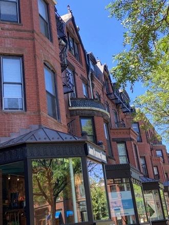 226 Newbury Street 1 Bed Apartment for Rent