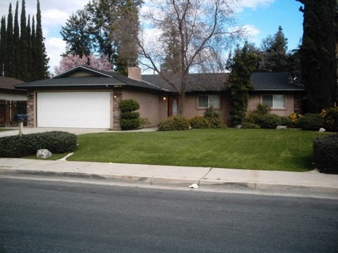 2612 LAYTON DR. 3 Beds Apartment for Rent