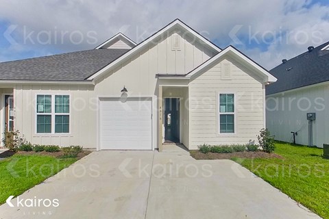 4816 W Dacha Ln 3 Beds Apartment for Rent