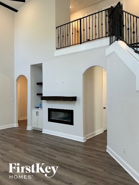 7408 Lost Trail Drive 4 Beds Apartment for Rent