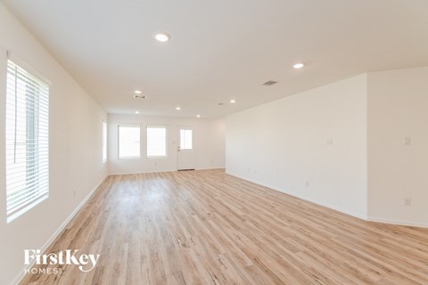 456 Maple Bend Lane 3 Beds Apartment for Rent