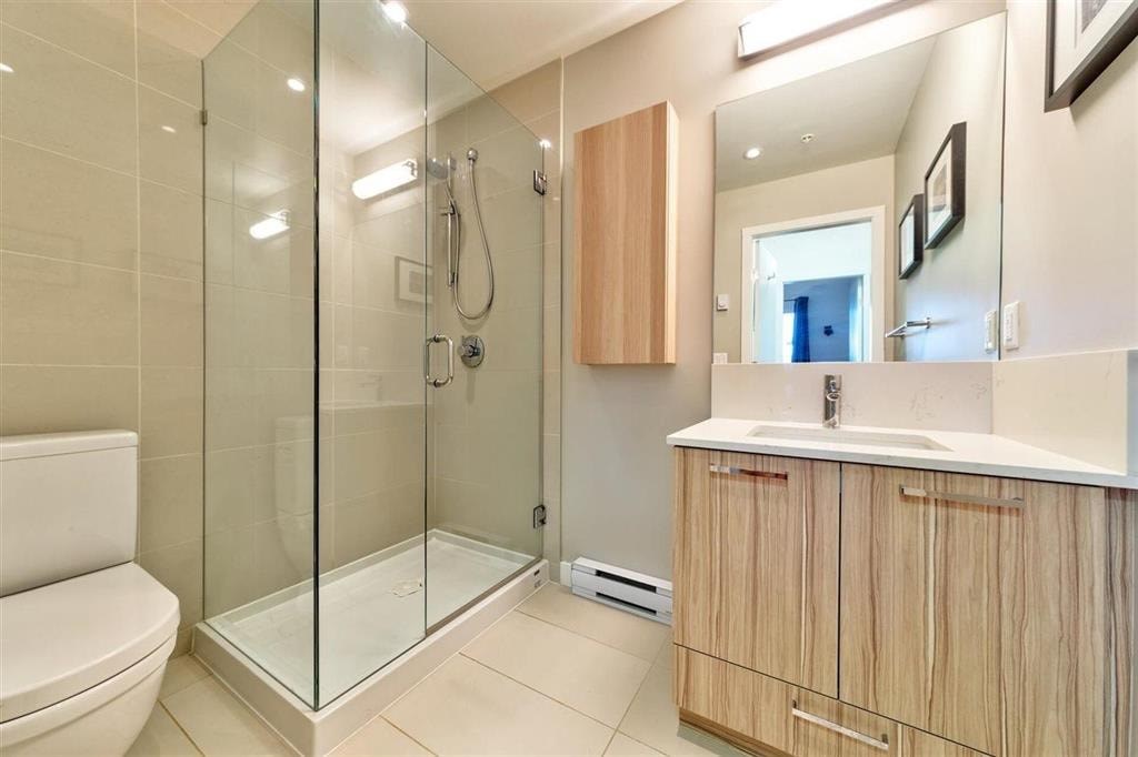 408-1061 Marine Drive 2 Beds Apartment for Rent - Photo Gallery 13