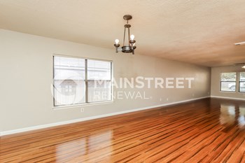 908 ABERCORN 3 Beds House for Rent - Photo Gallery 6