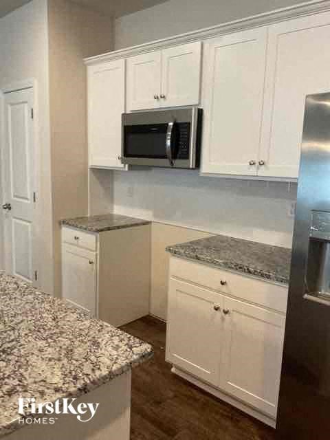 2076 Cypress Village Drive 3 Beds Apartment for Rent