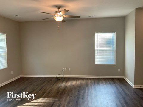 5615 Cobblestone Glen Drive 4 Beds Apartment for Rent