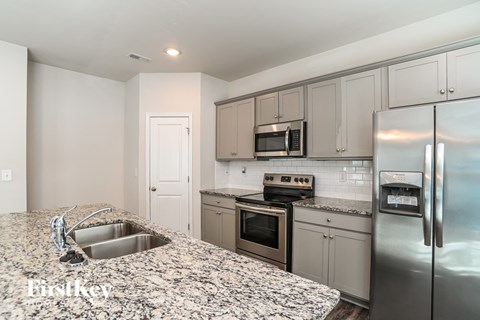9616 Hamel Street 3 Beds Apartment for Rent