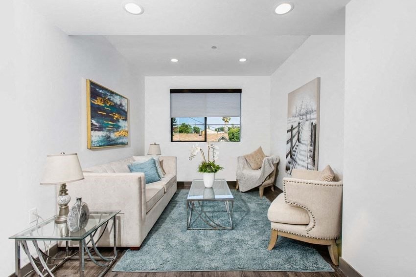 552 N. Hobart Blvd. Rentals - Los Angeles