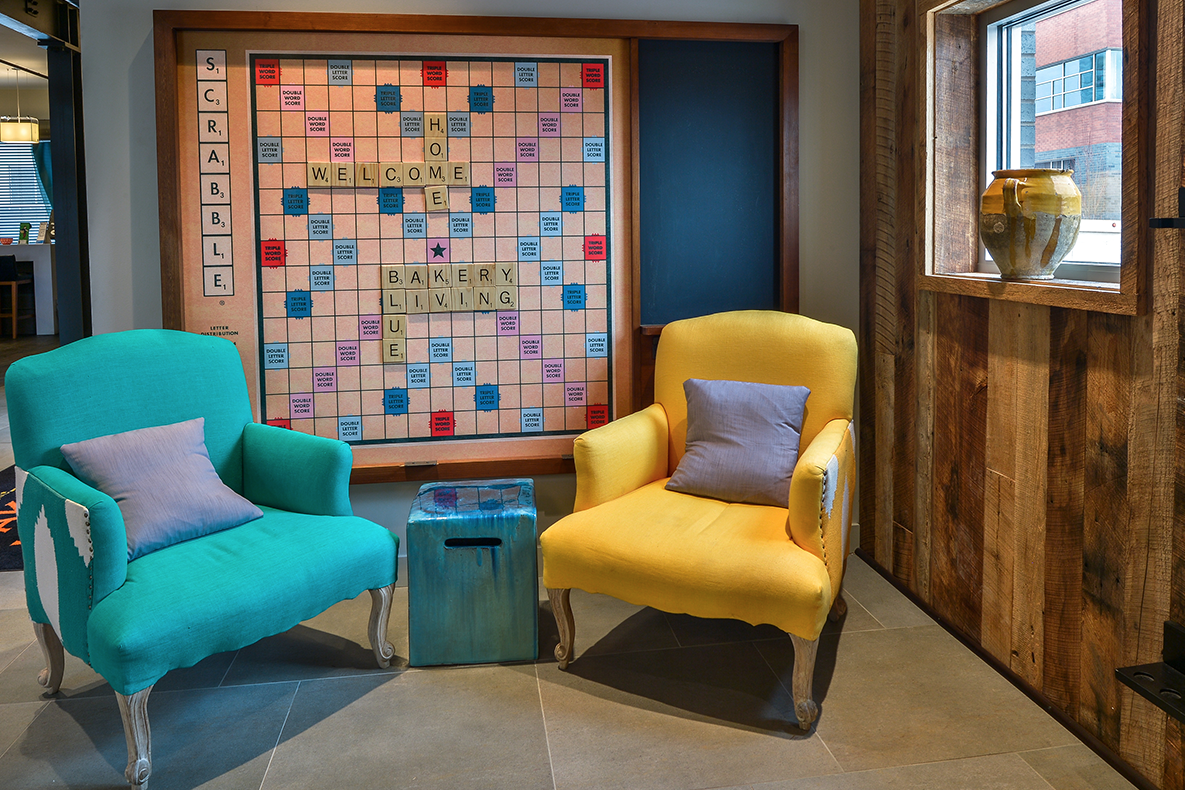 Bakery Living Orange Lounge