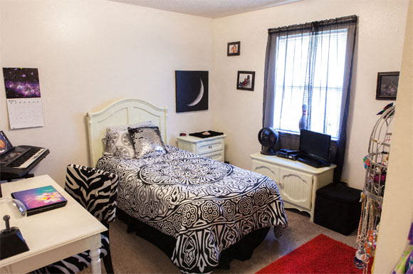 Country Club Village I Interior 3