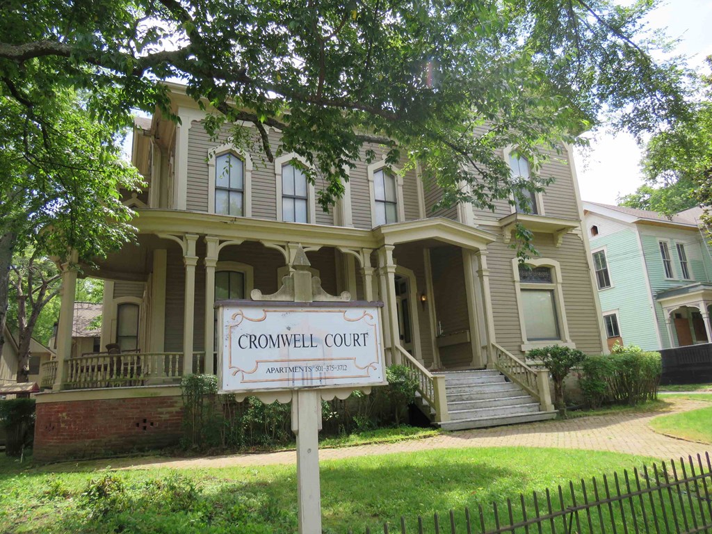 515 East 8thCromwell Court Apartments, Cromwell Court, Little Rock, AR