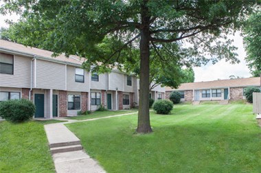 2540 North Delaware 1-3 Beds Apartment for Rent Photo Gallery 1