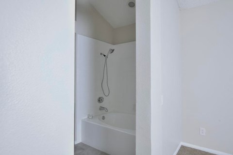 #A 2 Beds Apartment for Rent