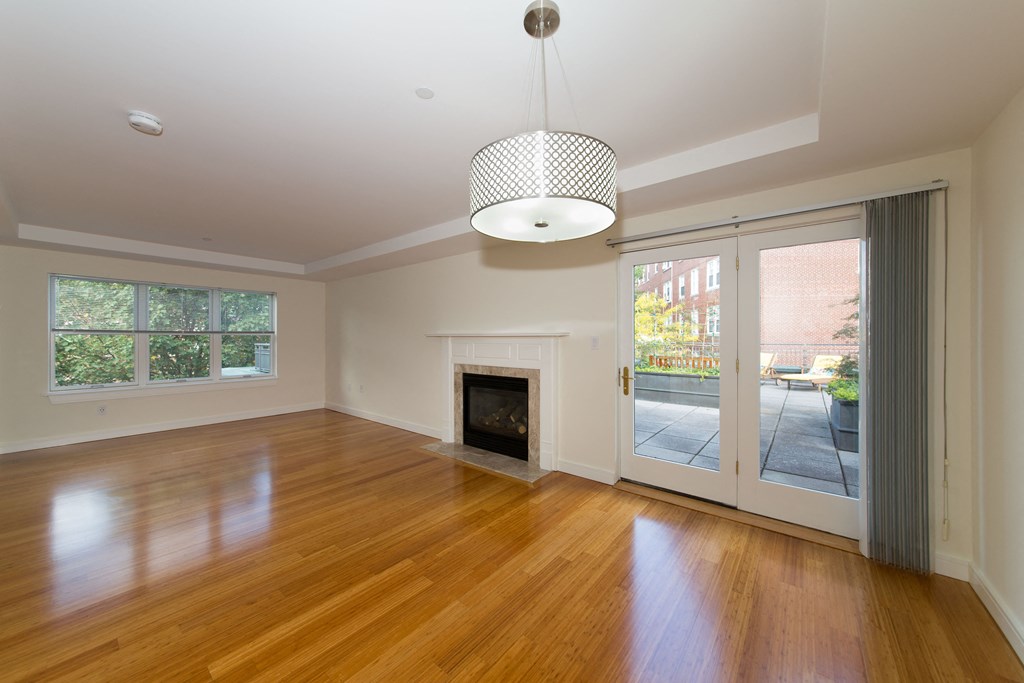 Screened Patio/Balcony at Marion Square, Brookline, MA