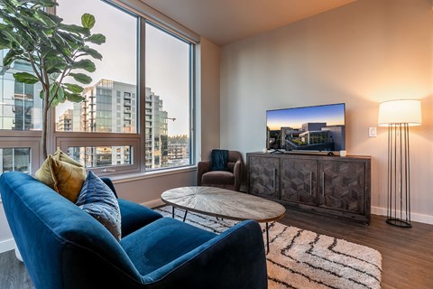 888 Bellevue Apartments