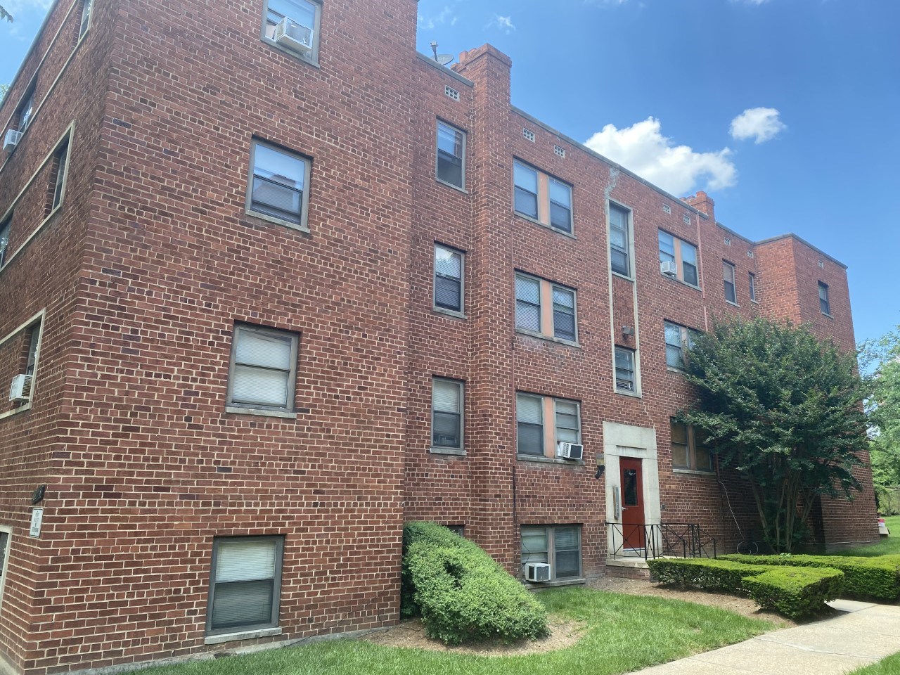 4256 Benning Road Northeast Rentals Washington, DC RentCafe