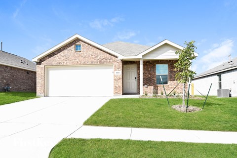 1061 Crestview Drive 4 Beds Apartment for Rent