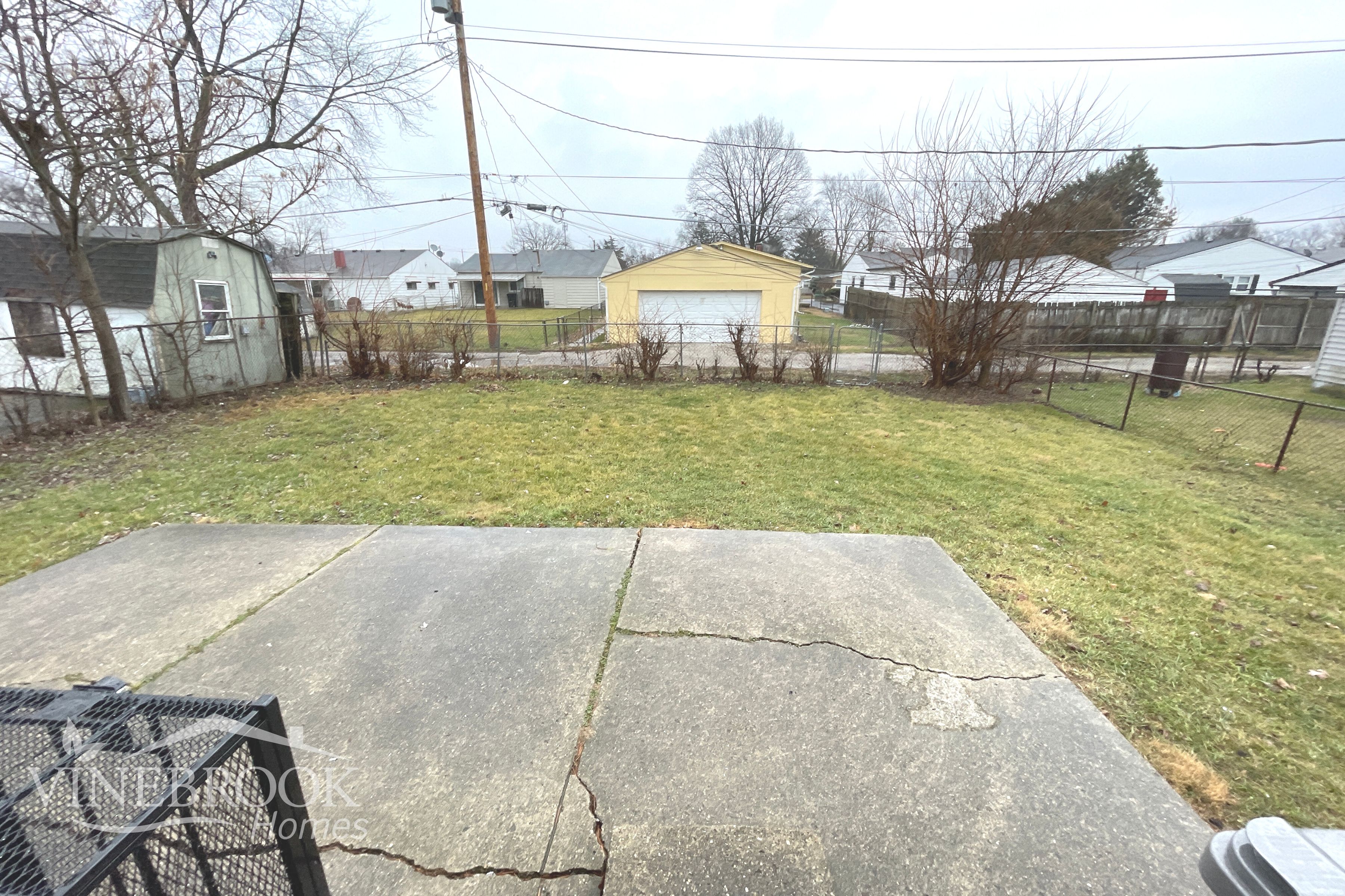 2835 N Baltimore Ave