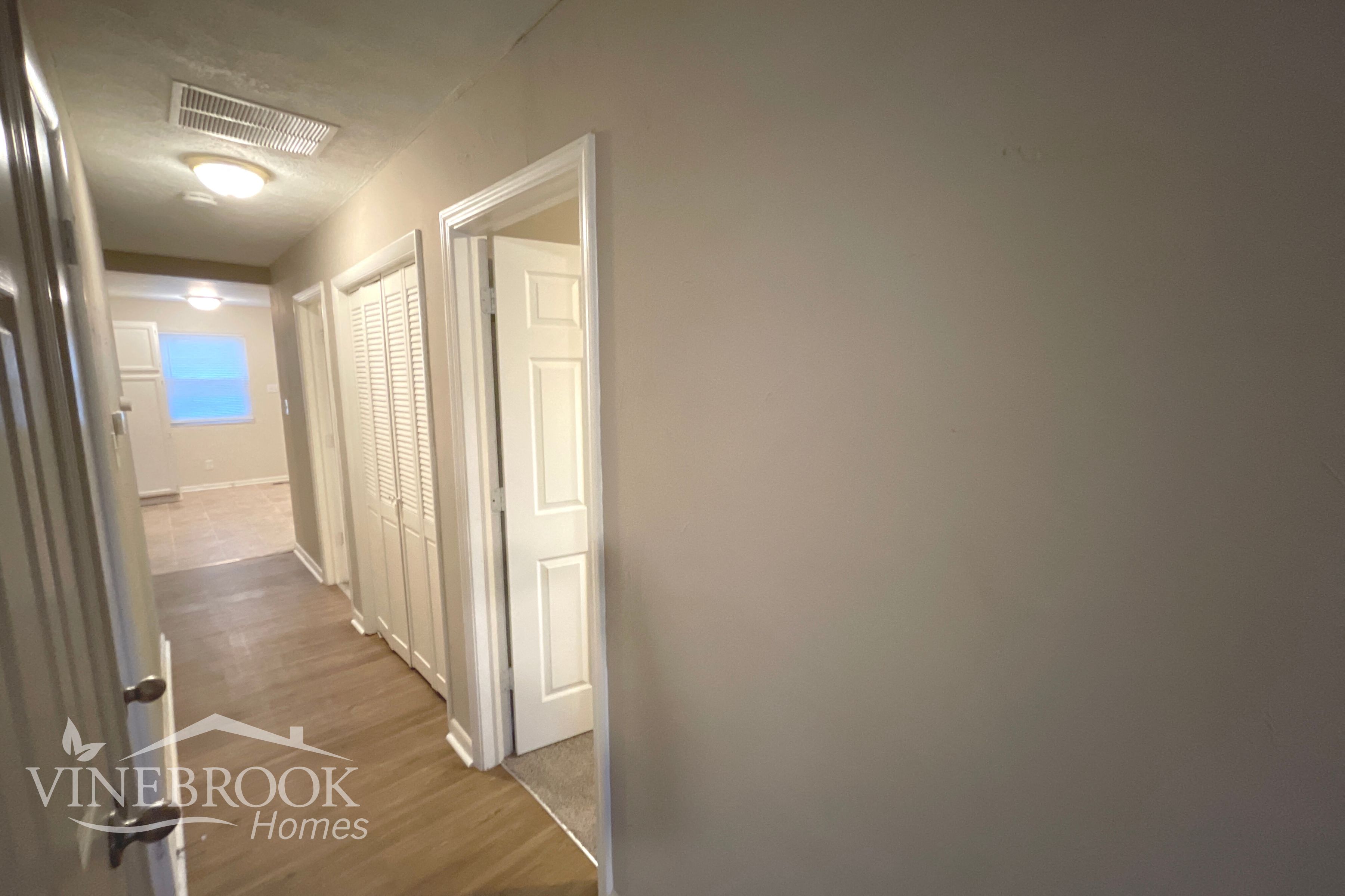 2835 N Baltimore Ave