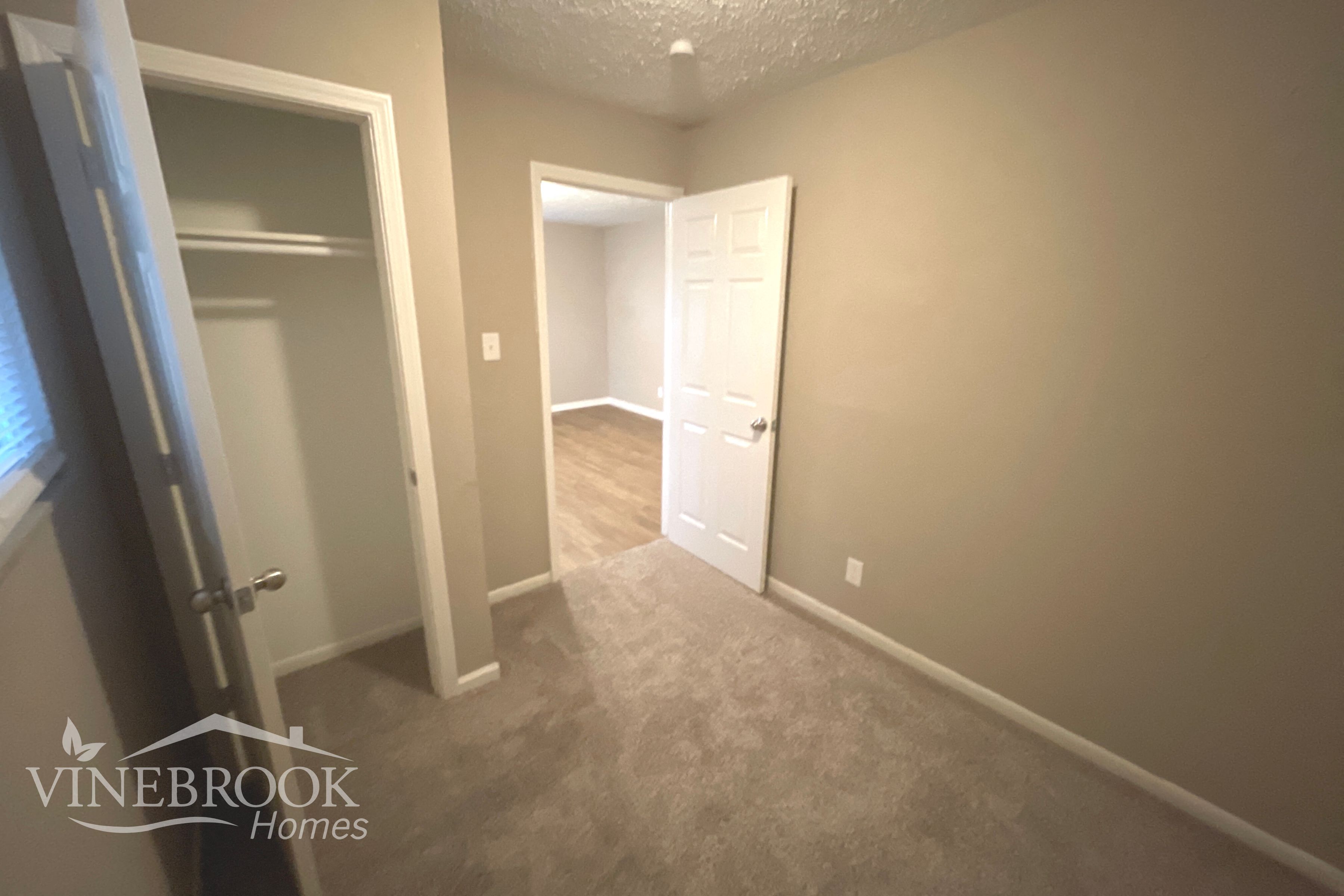 2835 N Baltimore Ave